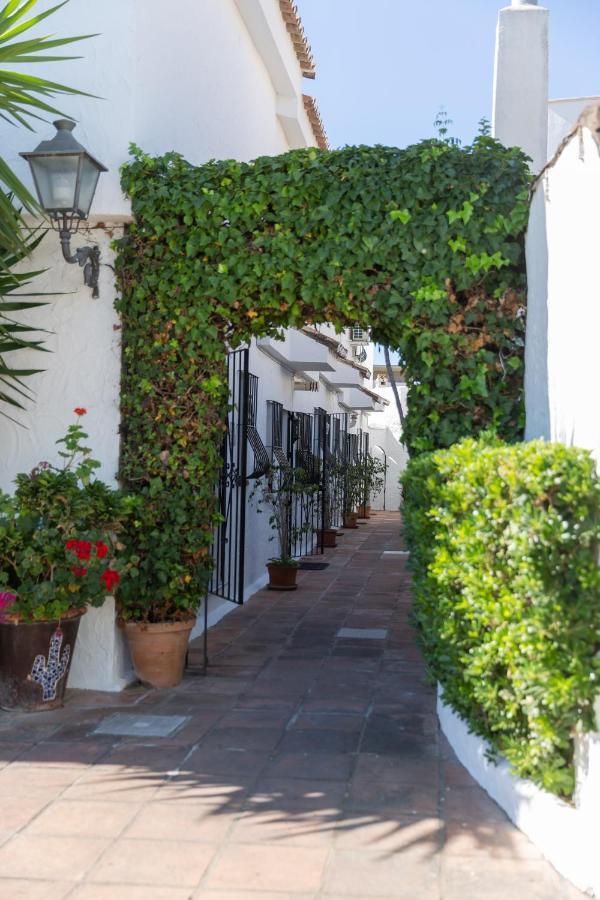Apartamento Casa Con Jardin Junto A La Playa Estepona Exterior foto